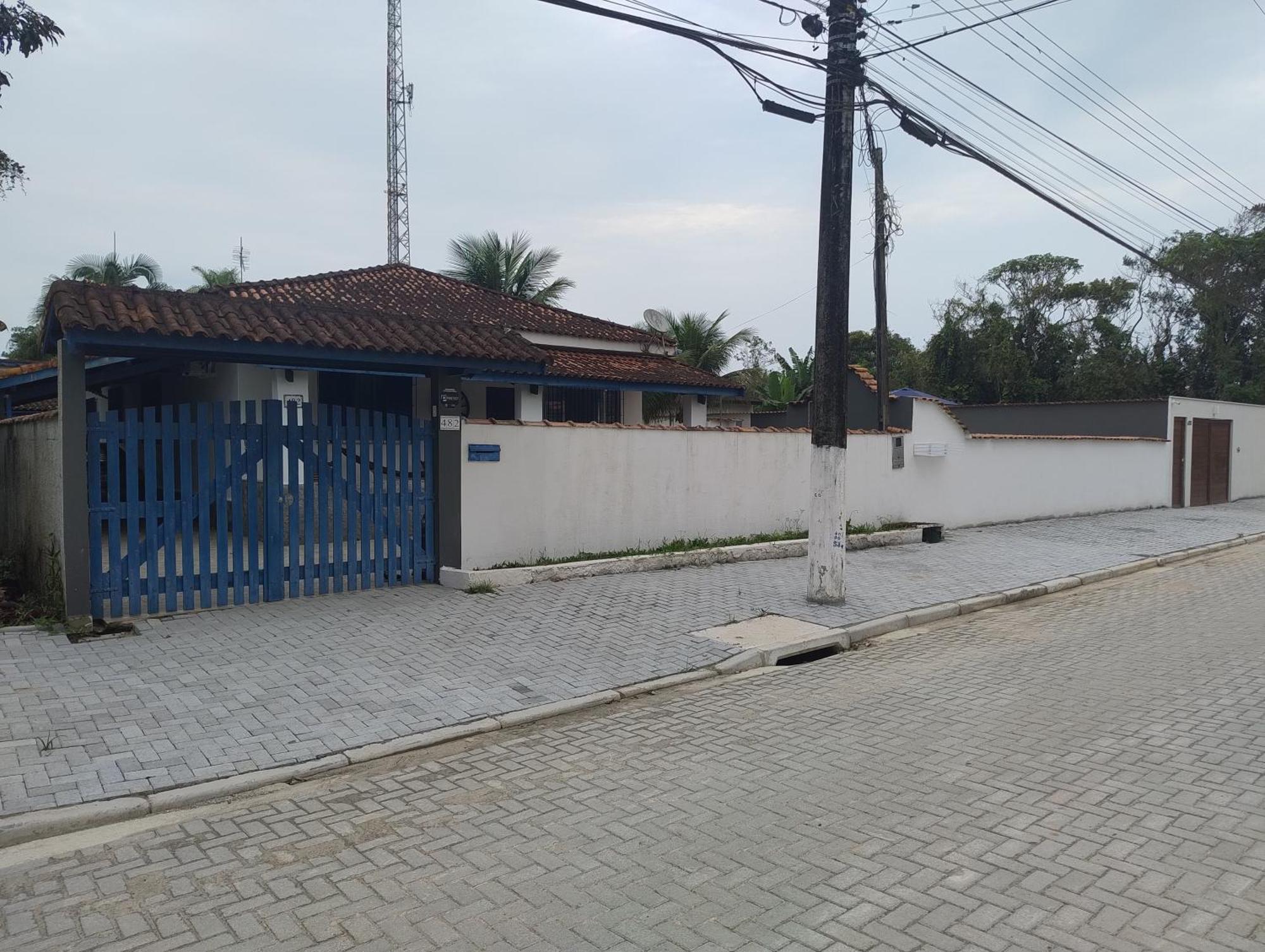 Casa Com Quadra De Areia Boraceia * Sao Sebastiao (Sao Paulo)