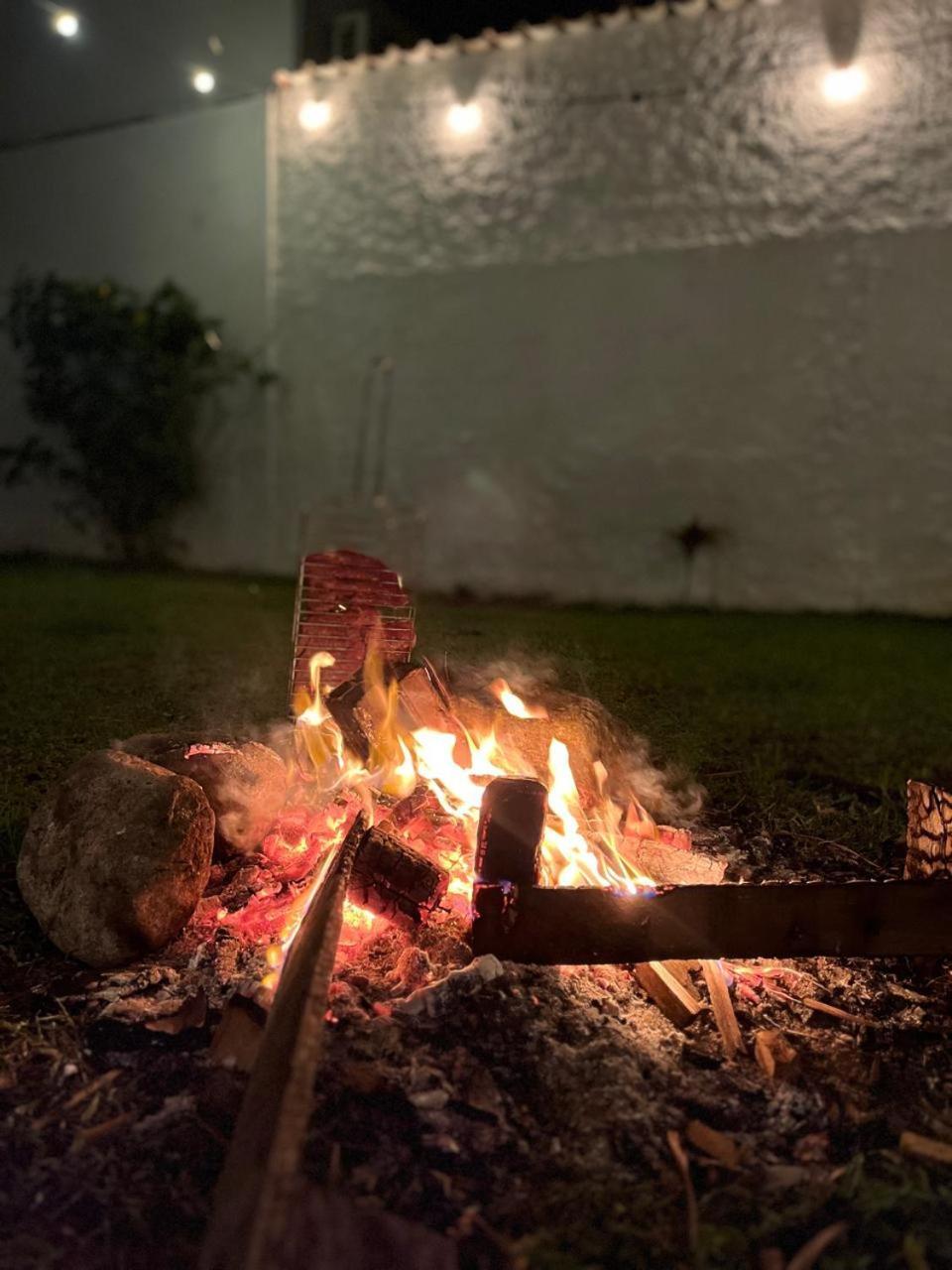 Casa Com Quadra De Areia Boraceia Sao Sebastiao *