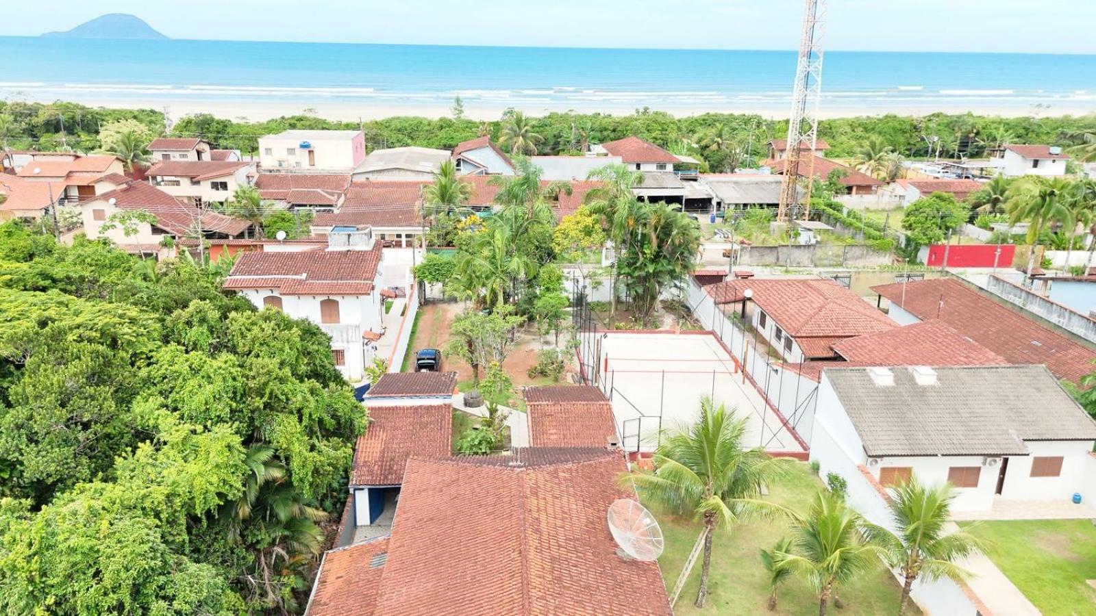 Casa Com Quadra De Areia Boraceia Sao Sebastiao Holiday home *