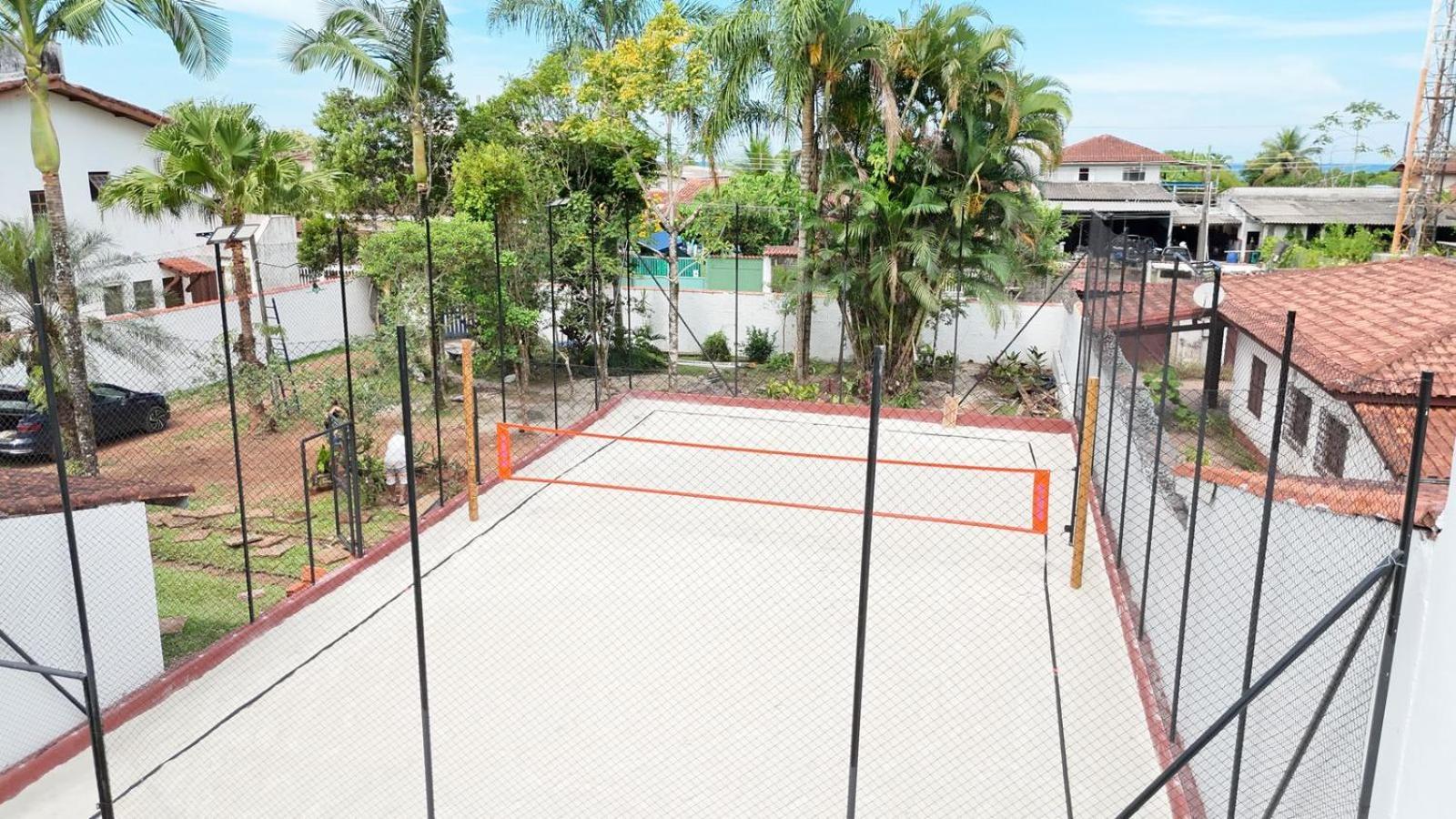 Casa Com Quadra De Areia Boraceia Sao Sebastiao * Sao Sebastiao (Sao Paulo)